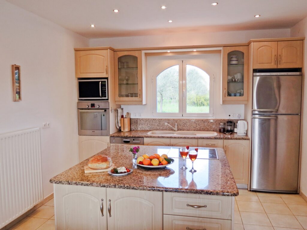 Large spacious granite counter tops kitchen kefalonia villa sevenislandsvilla