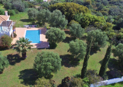 Welcome to Seven Islands Villa on the beautiful Island of Kefalonia, Greece. Located on the beautiful Greek Island of Kefalonia this luxury boutique villa has three en-suite bedrooms all overlooking the olive grove and large beautiful gardens with private swimming pool. The villa has WiFi and Air Conditioning and is designed and furnished with your comfort and enjoyment in mind. Seven Islands Villa - Private Villa in Greece Kefalonia - Private Rental with Pool - Book your dream holiday!